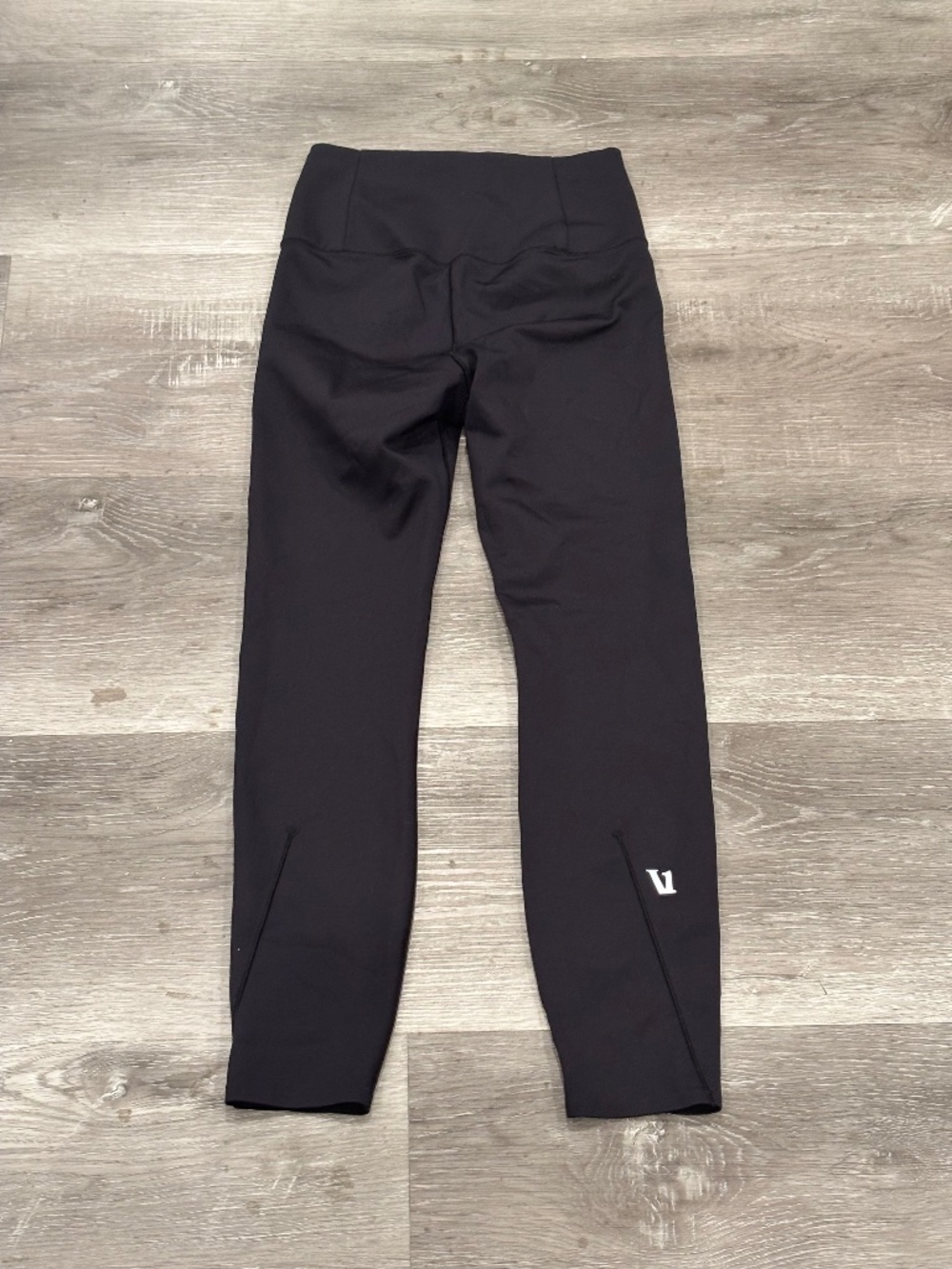 Vuori Evolve Leggings Womens S 7/8 Evolve Black High Rise Performance VW497